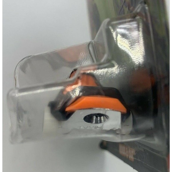 NEW Hot Wheels Halloween HOVER & OUT #3/6 Black & Orange GJV96-K611 2019 ON CARD - Picture 6 of 12